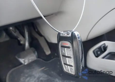 2019 Chrysler Pacifica Touring L z USA, uszkodzony, nr VIN 2C4RC1BG4KR583065